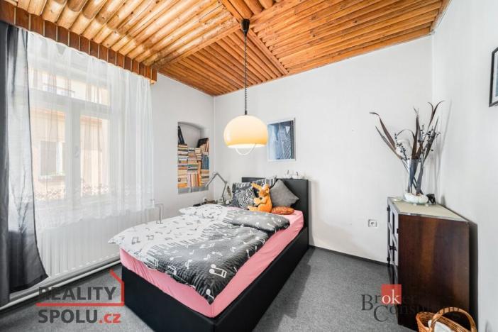 Prodej rodinného domu, Dolany, 198 m2