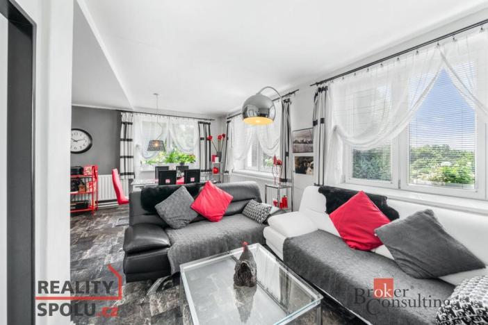 Prodej rodinného domu, Dolany, 198 m2