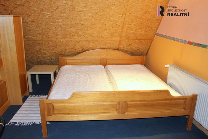 Prodej rodinného domu, Karlovy Vary - Stará Role, Palackého, 140 m2