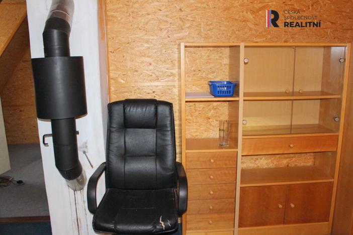 Prodej rodinného domu, Karlovy Vary - Stará Role, Palackého, 140 m2