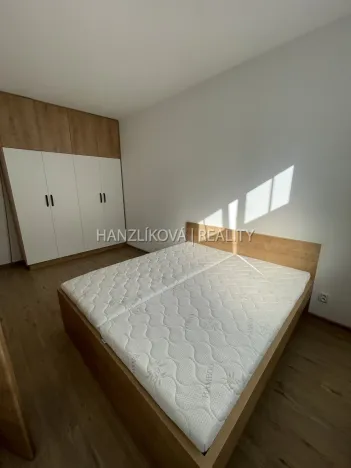 Pronájem bytu 2+kk, České Budějovice, 56 m2