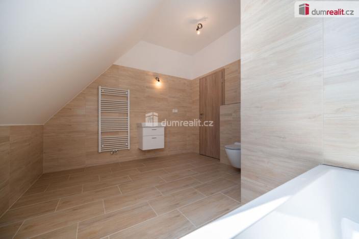 Prodej rodinného domu, Suchdol nad Lužnicí - Klikov, Husova, 187 m2