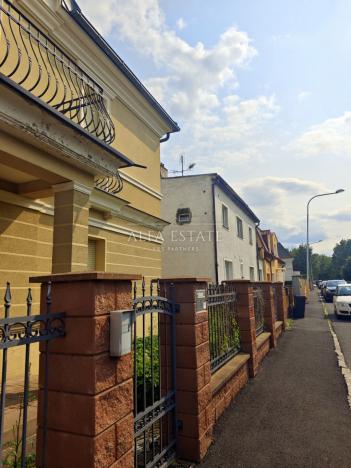 Prodej rodinného domu, Karlovy Vary - Dvory, V. Meerwalda, 541 m2