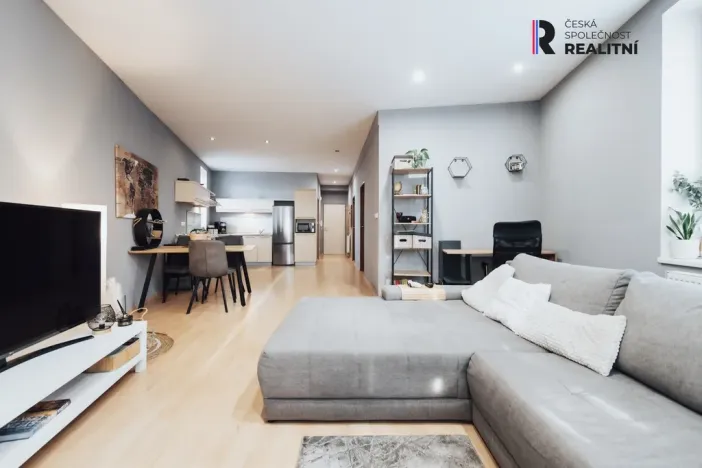 Pronájem bytu 3+kk, Zlín, Obeciny, 80 m2