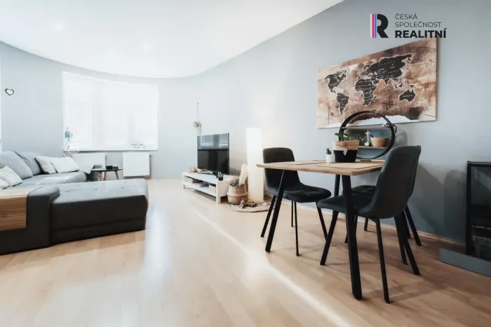 Pronájem bytu 3+kk, Zlín, Obeciny, 80 m2