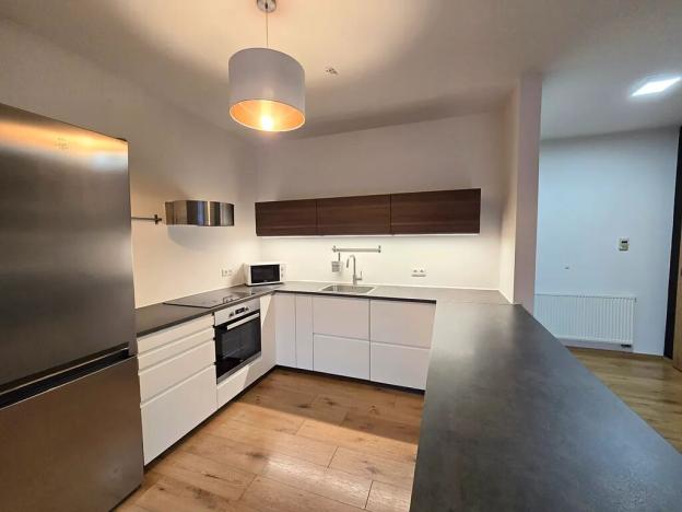 Prodej rodinného domu, Praha - Dolní Měcholupy, U svornosti, 154 m2