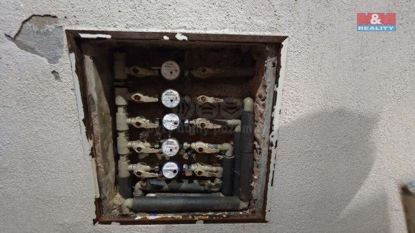 Prodej činžovního domu, Litvínov - Janov, Hornická, 2000 m2