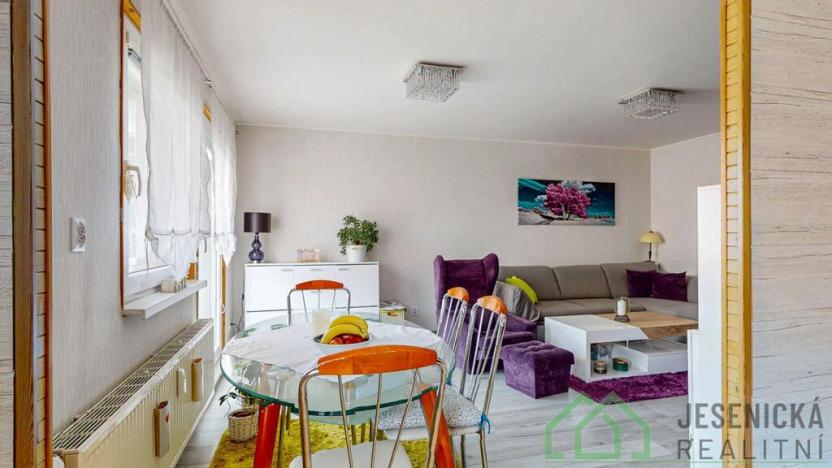 Prodej bytu 3+1, Jeseník - Bukovice, Sládkova, 67 m2
