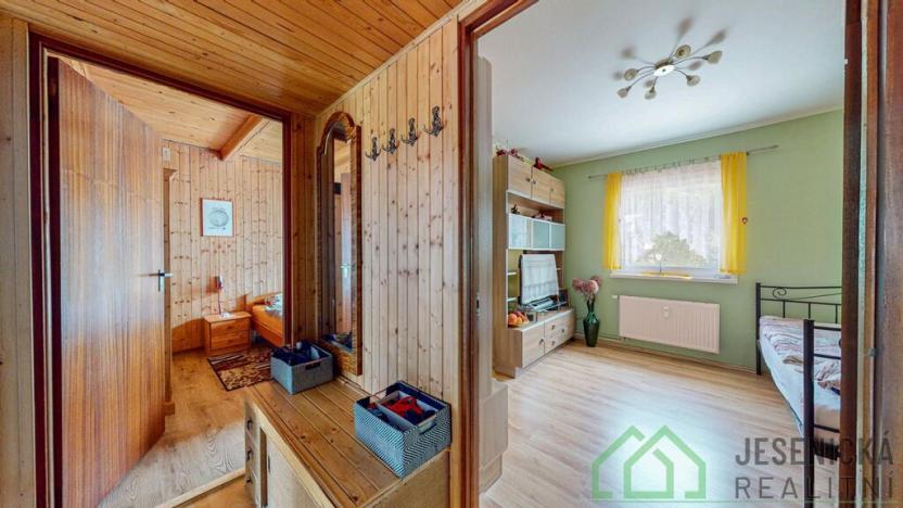 Prodej bytu 3+1, Jeseník - Bukovice, Sládkova, 67 m2