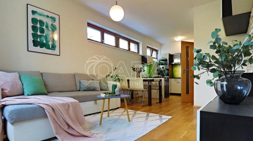 Pronájem bytu 2+kk, Praha - Záběhlice, Harlacherova, 48 m2