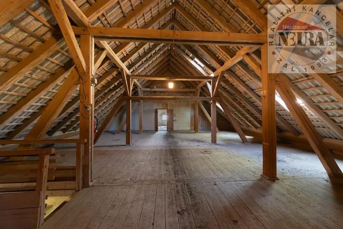 Prodej zemědělského objektu, Okrouhlice, Valečov, 12145 m2