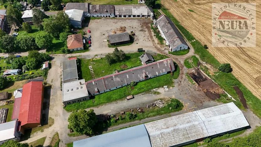 Prodej zemědělského objektu, Okrouhlice, Valečov, 12145 m2