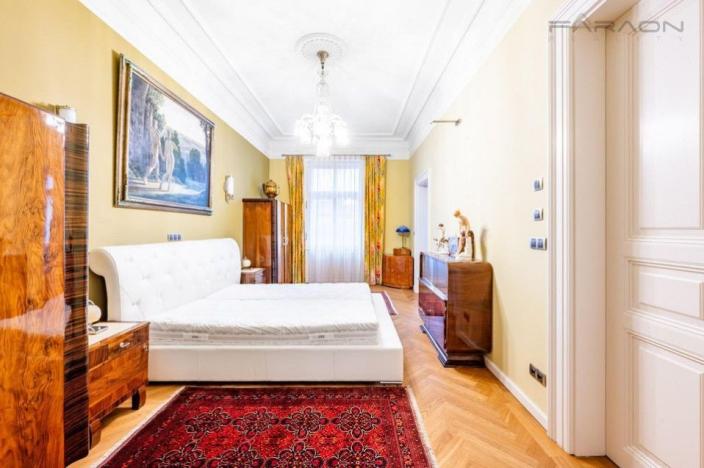 Pronájem bytu 4+1, Praha - Josefov, Pařížská, 184 m2