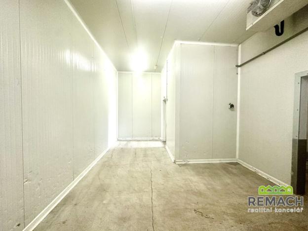 Pronájem skladu, Kunovice, Na Záhonech, 850 m2