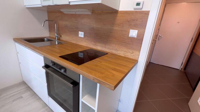 Pronájem bytu 1+kk, Praha - Třebonice, U Radosti, 32 m2