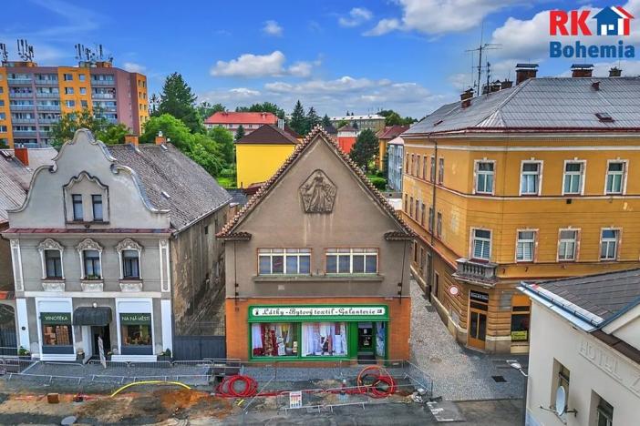 Prodej vícegeneračního domu, Mnichovo Hradiště, Masarykovo náměstí, 500 m2