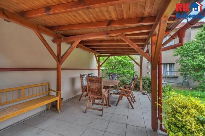 Prodej vícegeneračního domu, Mnichovo Hradiště, Masarykovo náměstí, 500 m2