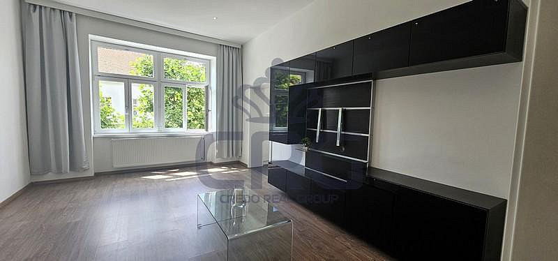 Pronájem bytu 2+1, Židlochovice, náměstí Míru, 65 m2