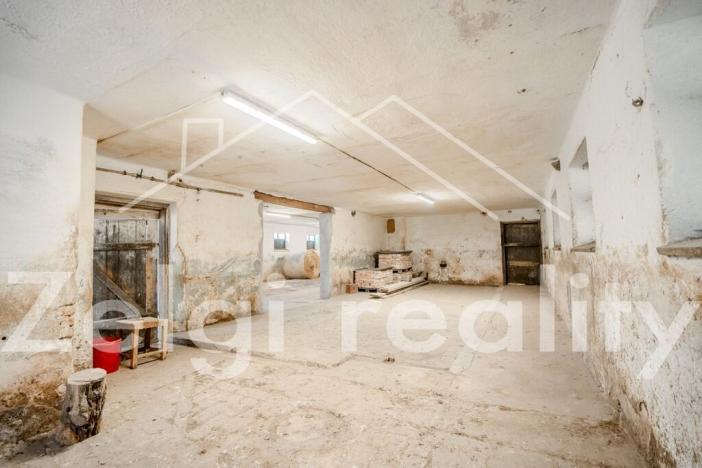 Pronájem zemědělského objektu, Velké Němčice, 450 m2
