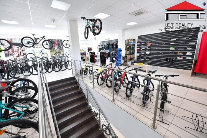 Pronájem obchodního prostoru, Ostrava, 28. října, 460 m2