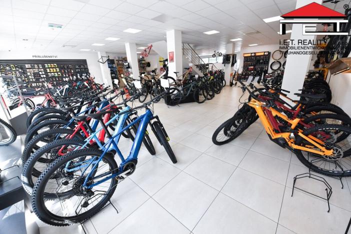 Pronájem obchodního prostoru, Ostrava, 28. října, 460 m2