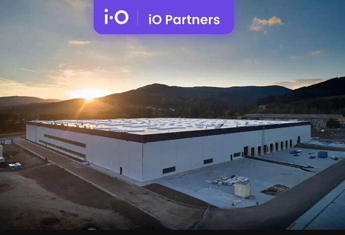 Pronájem skladu, Ostrov, 4753 m2