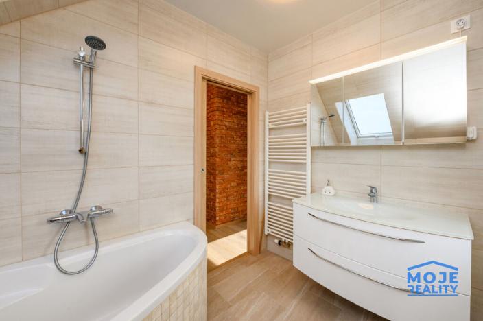 Prodej rodinného domu, Úherce, Hlavní, 123 m2