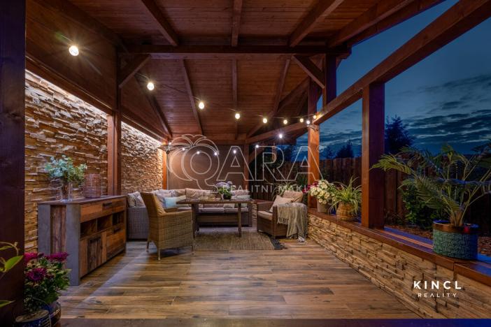 Prodej rodinného domu, Semice, 203 m2