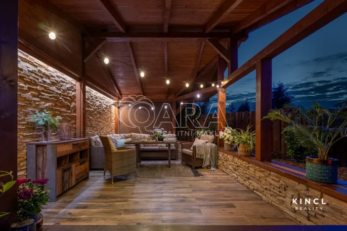 Prodej rodinného domu, Semice, 203 m2