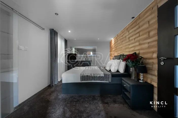 Prodej rodinného domu, Semice, 203 m2