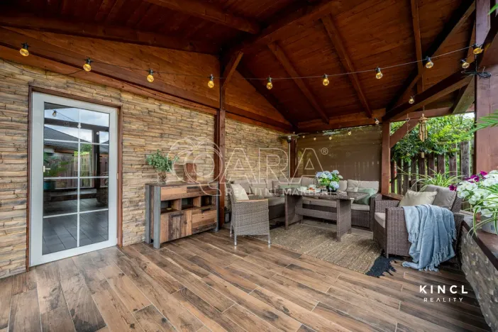 Prodej rodinného domu, Semice, 203 m2