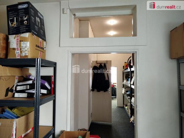 Pronájem obchodního prostoru, Karlovy Vary, Vítězná, 50 m2