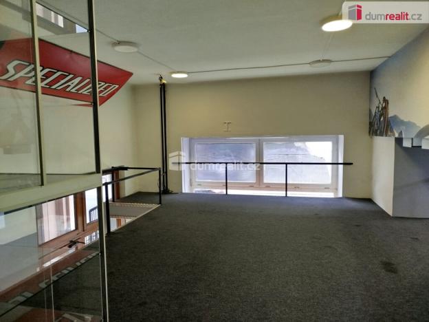 Pronájem obchodního prostoru, Karlovy Vary, Vítězná, 276 m2