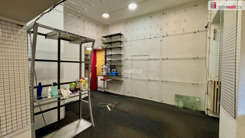 Pronájem obchodního prostoru, Karlovy Vary, Vítězná, 276 m2