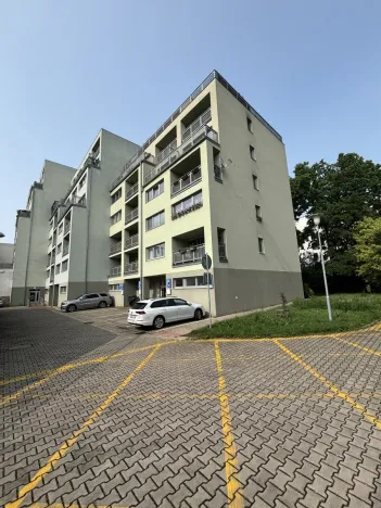 Pronájem bytu 2+kk, Pardubice, Bělehradská, 64 m2