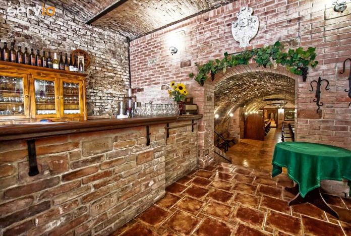 Prodej vinného sklepa, Dolní Dunajovice, Hlavní, 500 m2