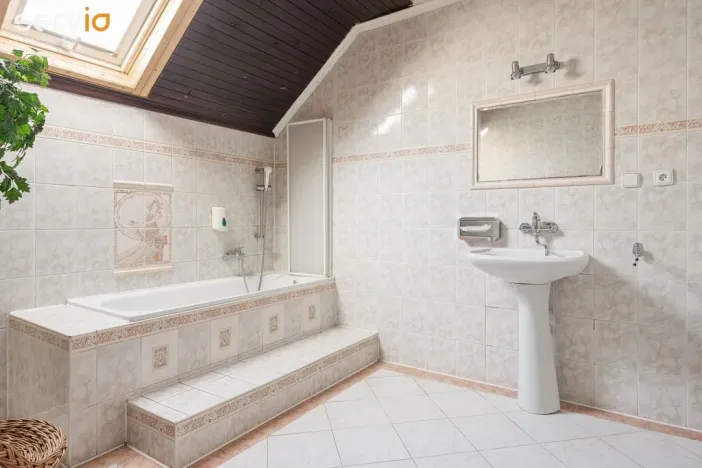 Prodej vinného sklepa, Dolní Dunajovice, Hlavní, 500 m2