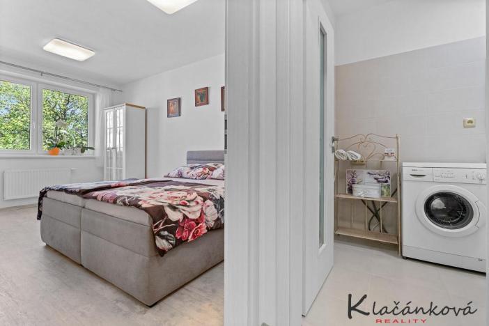 Prodej bytu 2+kk, Zlín - Malenovice, třída Svobody, 64 m2