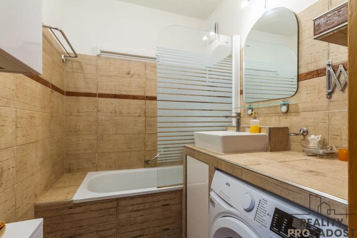 Prodej bytu 4+1, Praha, 93 m2