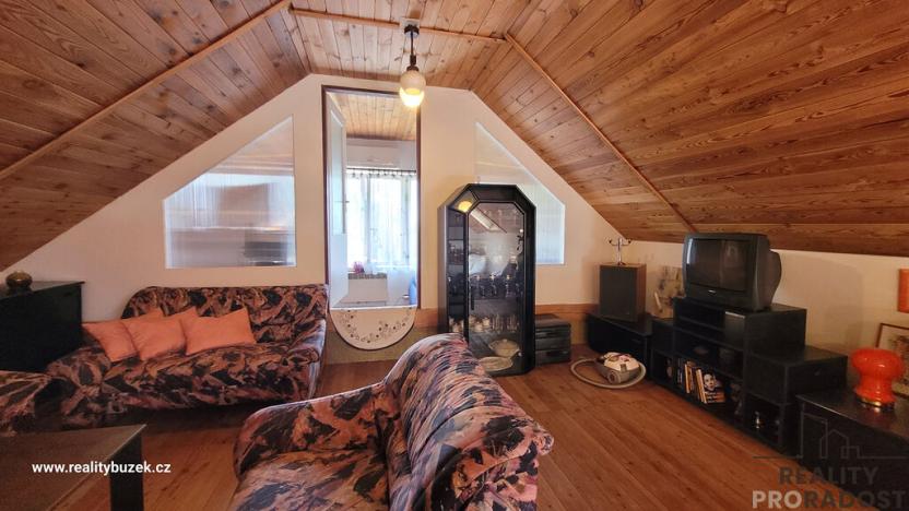 Prodej rodinného domu, Suchdol, 210 m2