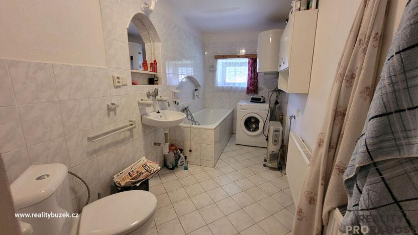 Prodej rodinného domu, Suchdol, 210 m2