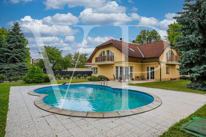 Prodej rodinného domu, Nymburk, 350 m2