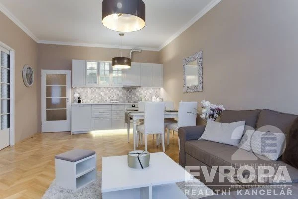 Pronájem bytu 2+kk, Praha - Smíchov, U Nikolajky, 74 m2