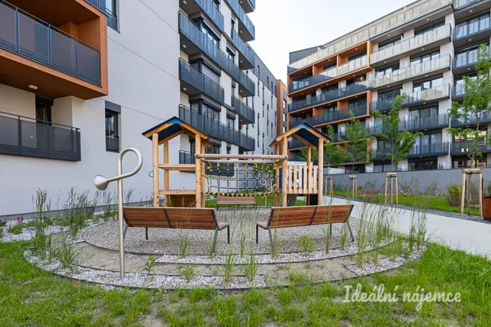 Pronájem bytu 1+kk, Praha - Háje, Výstavní, 34 m2
