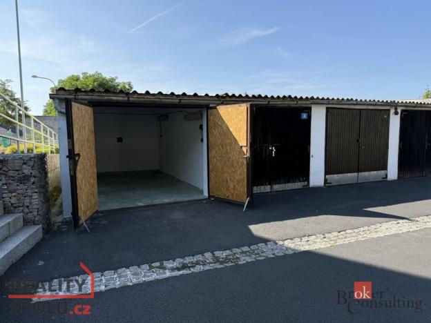 Prodej garáže, Karlovy Vary, U Podjezdu, 21 m2