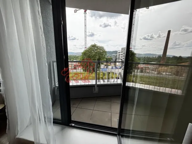 Pronájem bytu 1+kk, Praha - Modřany, Komořanská, 35 m2