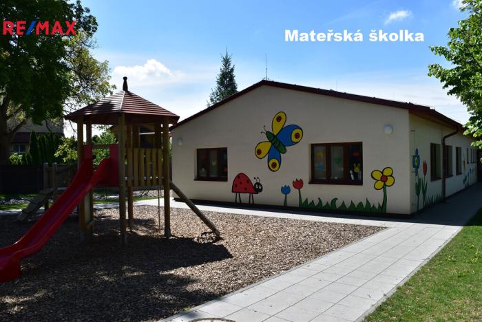 Prodej rodinného domu, Dolany, 242 m2