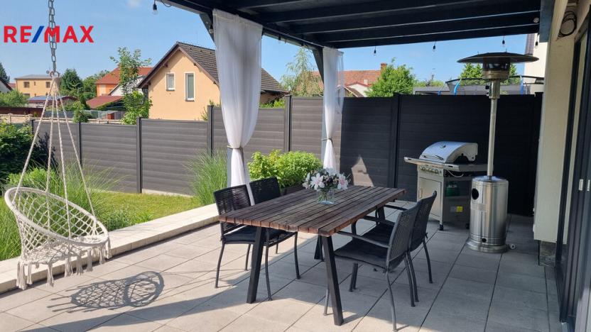 Prodej rodinného domu, Dolany, 242 m2