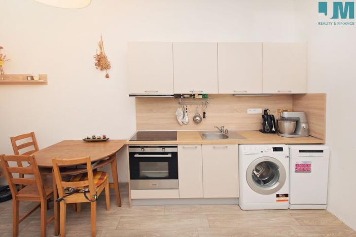 Prodej bytu 2+kk, Brno, Bulharská, 33 m2