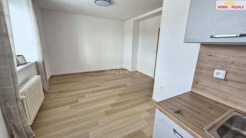 Pronájem bytu 2+1, Moravský Krumlov, Komenského, 80 m2